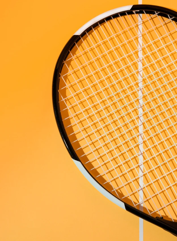 Compact dampeners that reduce racket vibration feel